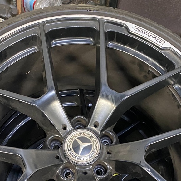 20 inch AMG Mercedes Rims with tire. Only have 3 - Picture 1 of 3